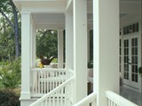 WHITE HORSE PORCH DETAIL STANDARD+