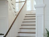 WHITE HORSE STAIRS LUXURY